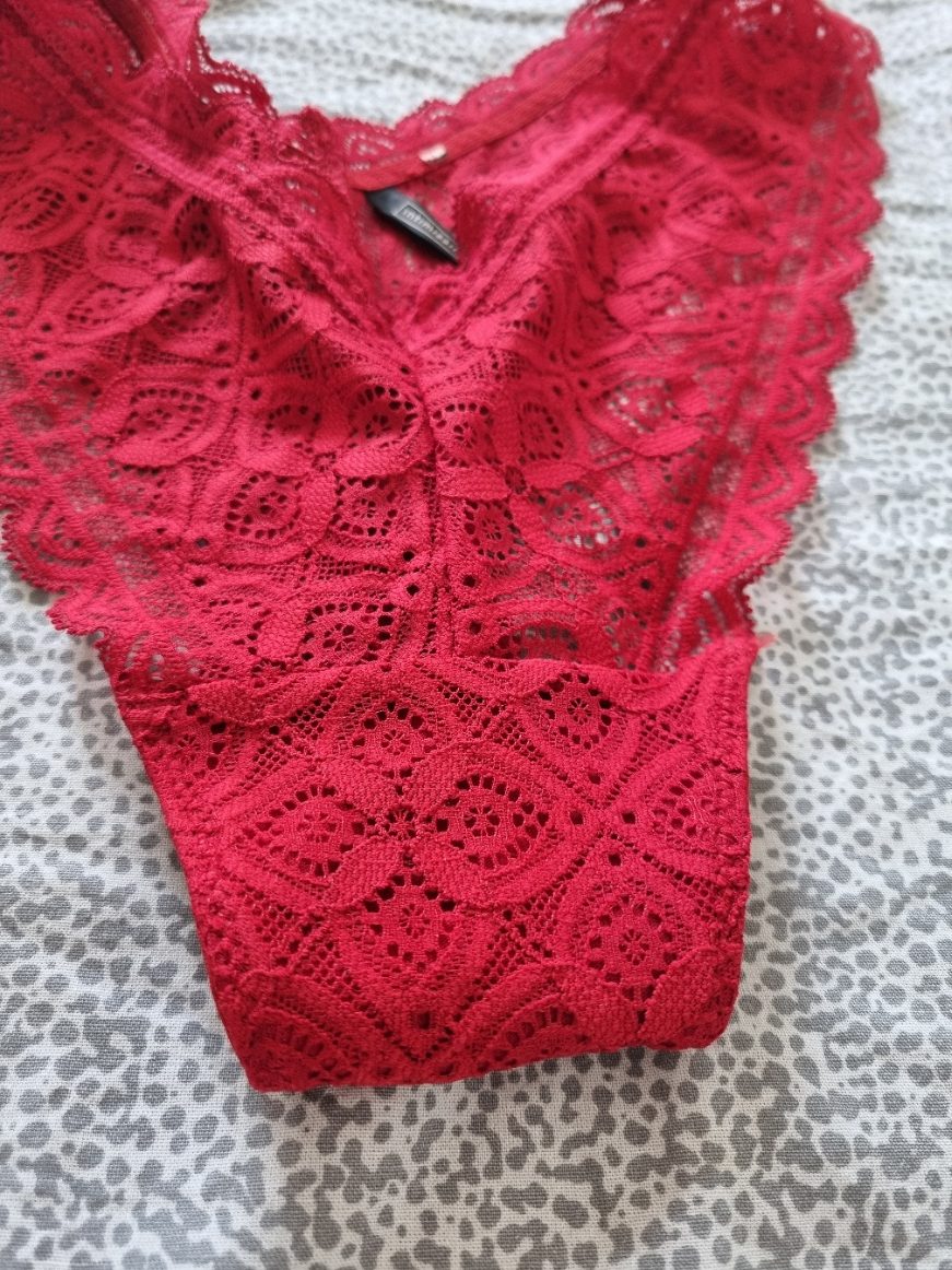 perizoma rosso in pizzo - immagine 5